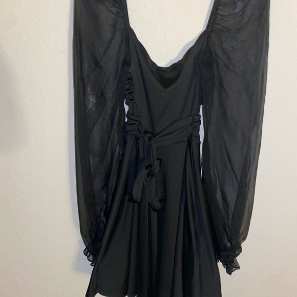 Lucy In The Sky Aliah Puff Chiffon Wrap Black Long Sheer Sleeves Dress Size M - mordernwear.com Lucy In The Sky Aliah Puff Chiffon Wrap Black Long Sheer Sleeves Dress Size M - mordernwear.com